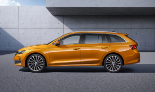 Автомобили универсалы в Омске